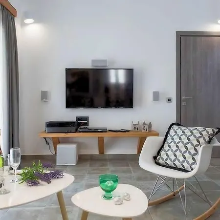 Aurum Villa *