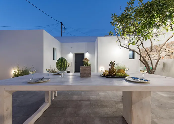 Aurum Kamari (Santorini)