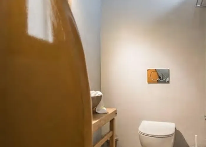 Aurum Villa Kamari (Santorini)